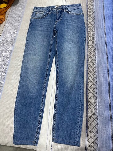 34 Beden mavi Renk Jean pantolon