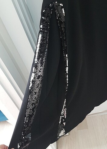 xl Beden Siyah pullu abiye