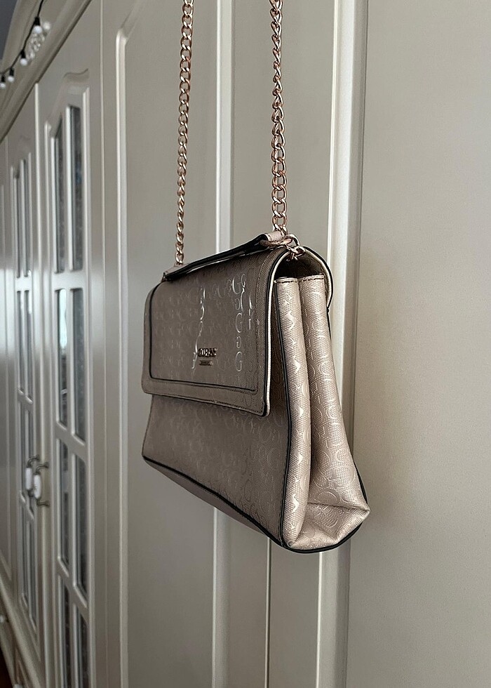 Guess çanta - Görsel 3