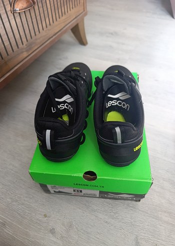 Lescon halı saha ayakkabısı - Görsel 3