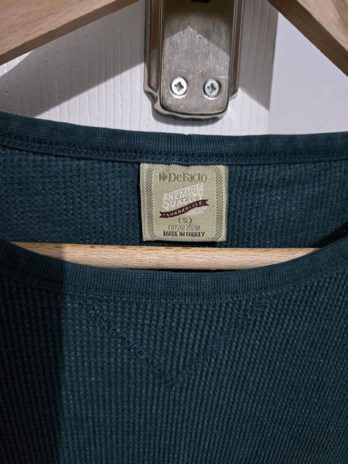 Kadın Koyu Yeşil Yün Kazak - Görsel 2