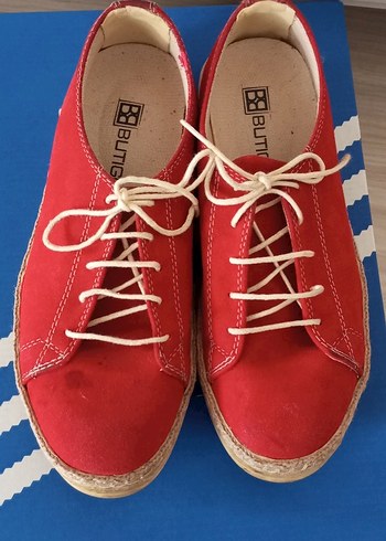 Kırmızı Süet Bayan Ayakkabı - Görsel 3