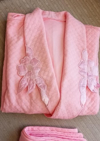 Pembe Nakışlı Kadın Sabahlık - Görsel 5