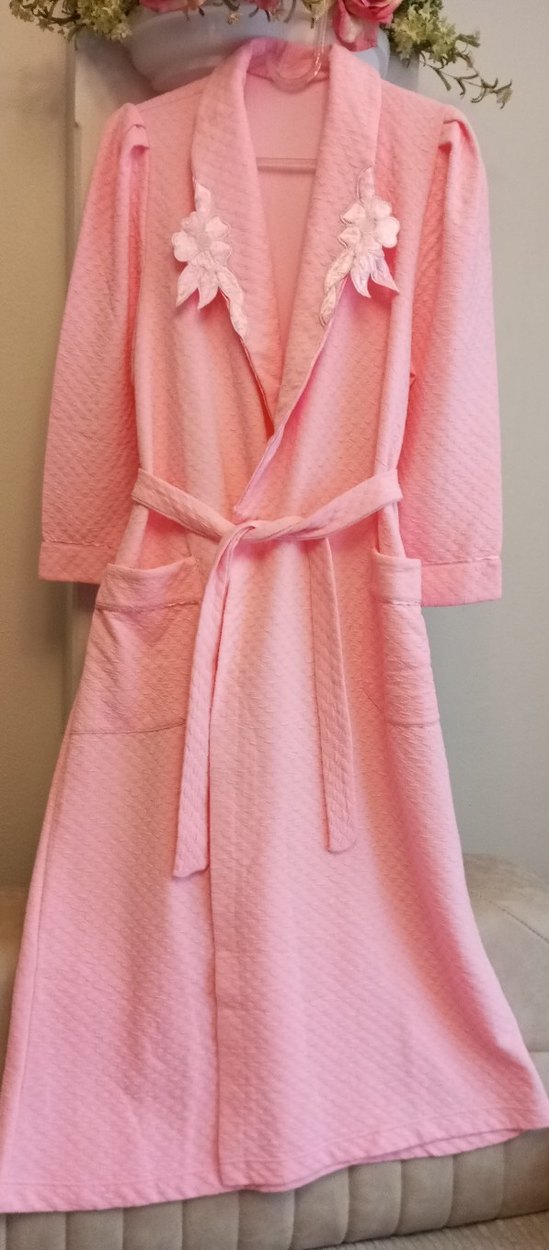 Pembe Nakışlı Kadın Sabahlık - Görsel 2