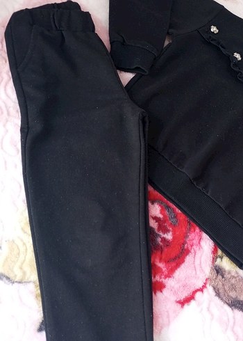 Siyah Fırfırlı Çocuk Eşofman Takımı - Görsel 8