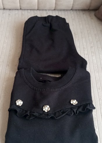 Siyah Fırfırlı Çocuk Eşofman Takımı - Görsel 3