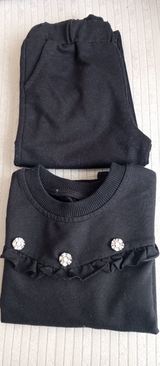 Siyah Fırfırlı Çocuk Eşofman Takımı - Görsel 4