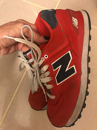 36 Beden kırmızı Renk New Balance kirmizi sneaker