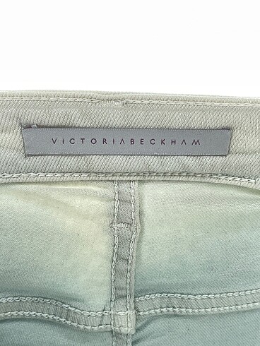 28 Beden çeşitli Renk Victoria Beckham Skinny %70 İndirimli.
