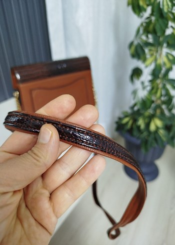 Zincir Detaylı Kahverengi Deri Kadın Çanta - Görsel 4