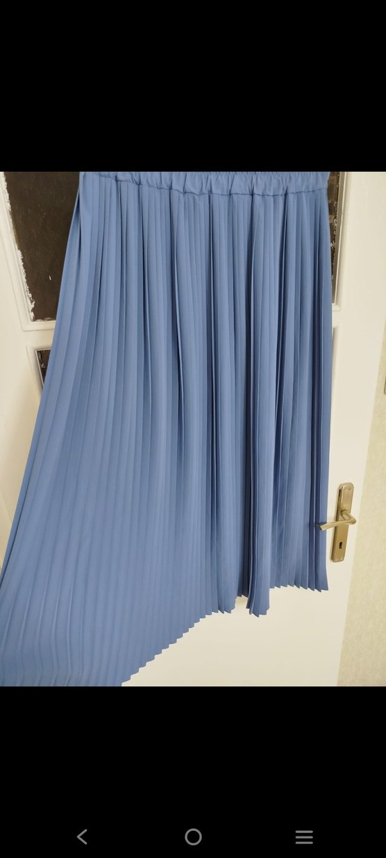 Mavi Kadın Ofis Takımı - Midi Pilili Etek ve Uzun Kollu Bluz - Görsel 4