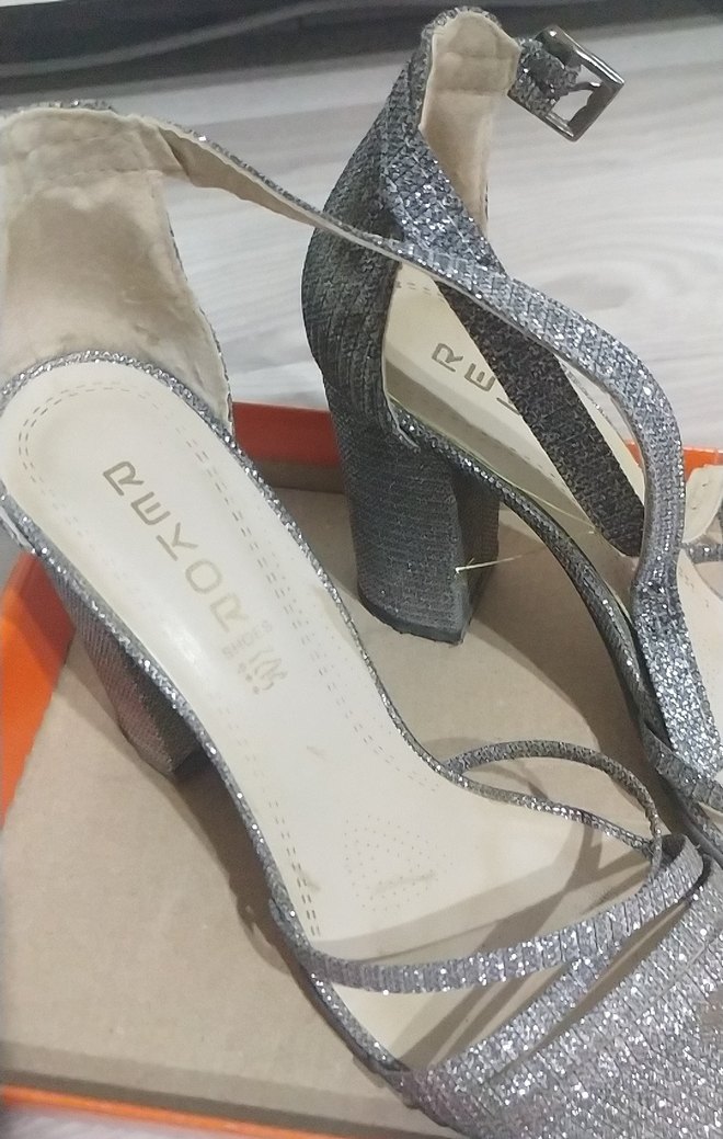 Gri simli  Tokalı Topuklu Kadın Ayakkabı - Görsel 2