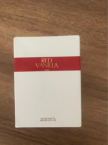 Zara Red Vanilla, Etiketli