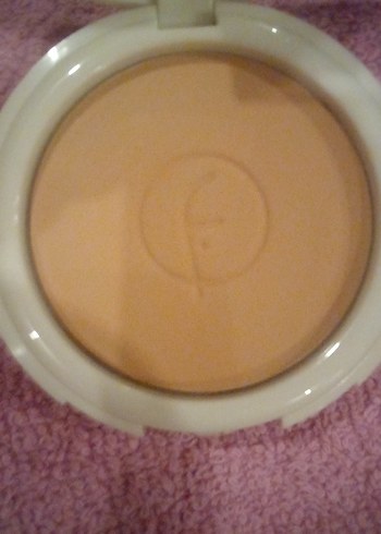 Flormar Pudra ve Sünger Pedi - Görsel 3