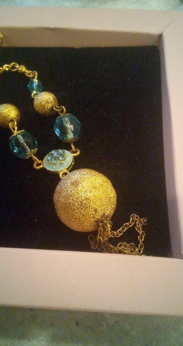 Uzun Altın Boncuklu Bohem Kolye - Görsel 3