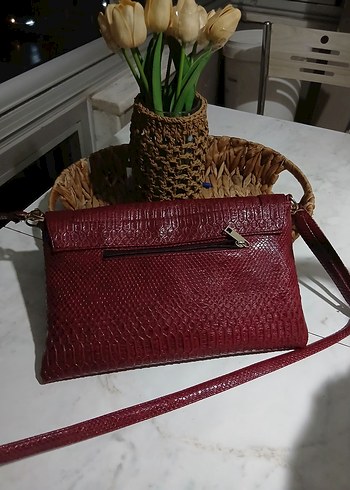 Bordo Yılan Desenli Deri Kadın Çanta - Görsel 3