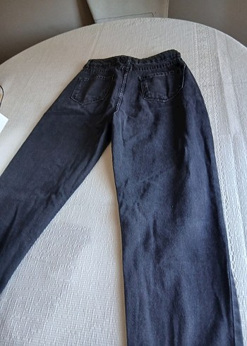 Nakışlı Siyah Düğmeli Salaş Kadın Kot Pantolon - Görsel 3