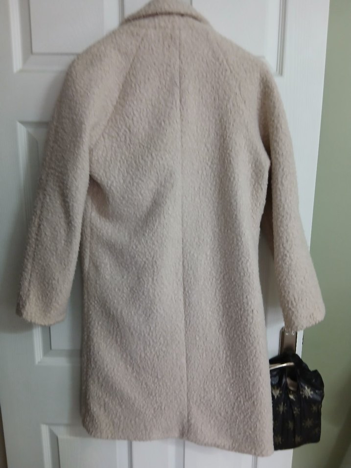 Düğmeli Beyaz Midi Kadın Kaban - Görsel 2