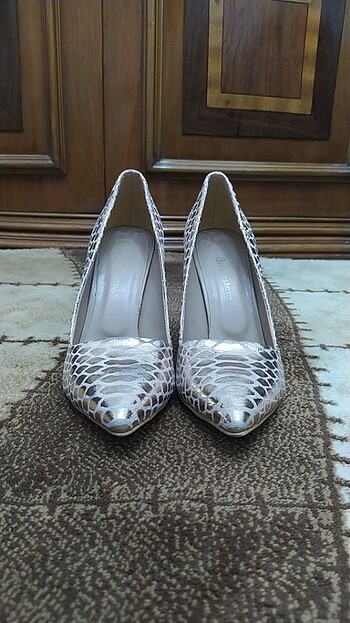 Diğer Stiletto
