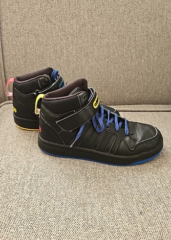Erkek Çocuk Siyah Adidas Spor Bot