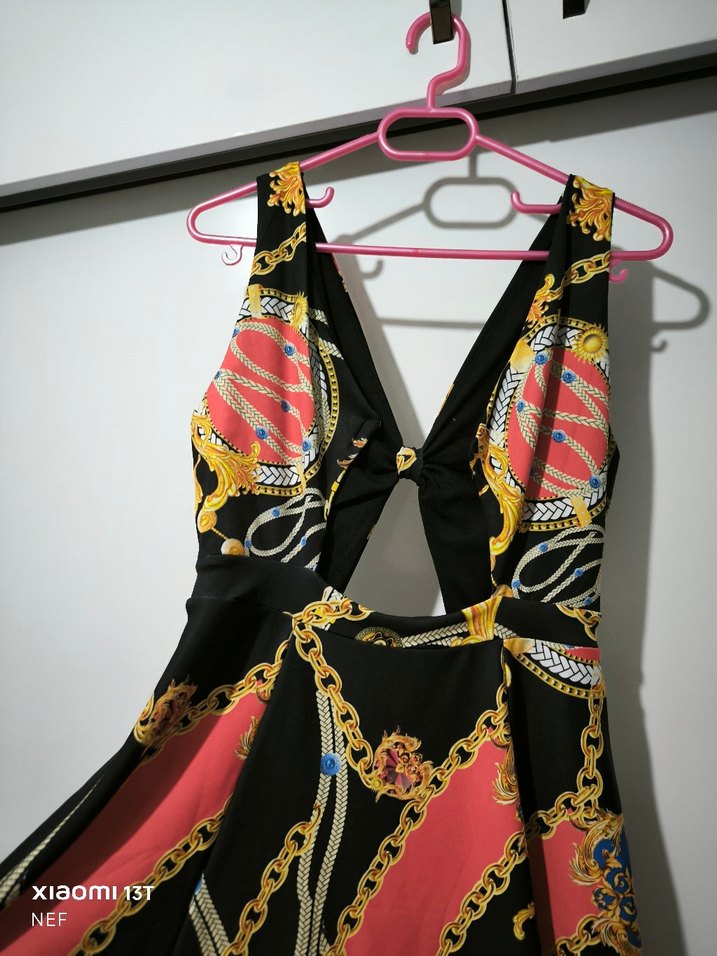 Zincir Detaylı Halter Yaka bikini - Görsel 4