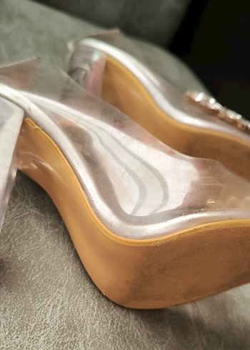 Bej Parlak Cam Stiletto Taşlı Kadın Abiye Ayakkabı - Görsel 5