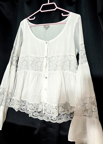 Beyaz gömlek  - Görsel 3