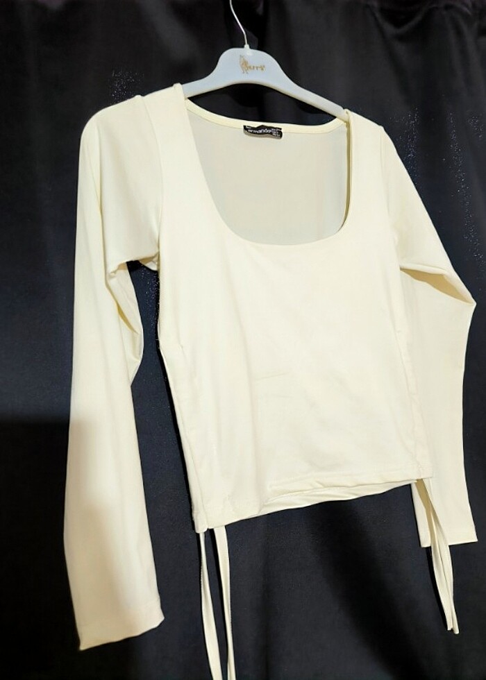  Büzgülü Bluz crop - Görsel 3