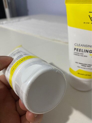 Diğer Peeling ve beyazlatıcı krem