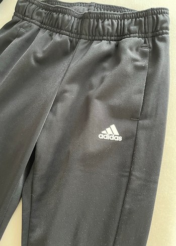 Siyah Adidas erkek çocuk eşofman takımı - Görsel 2