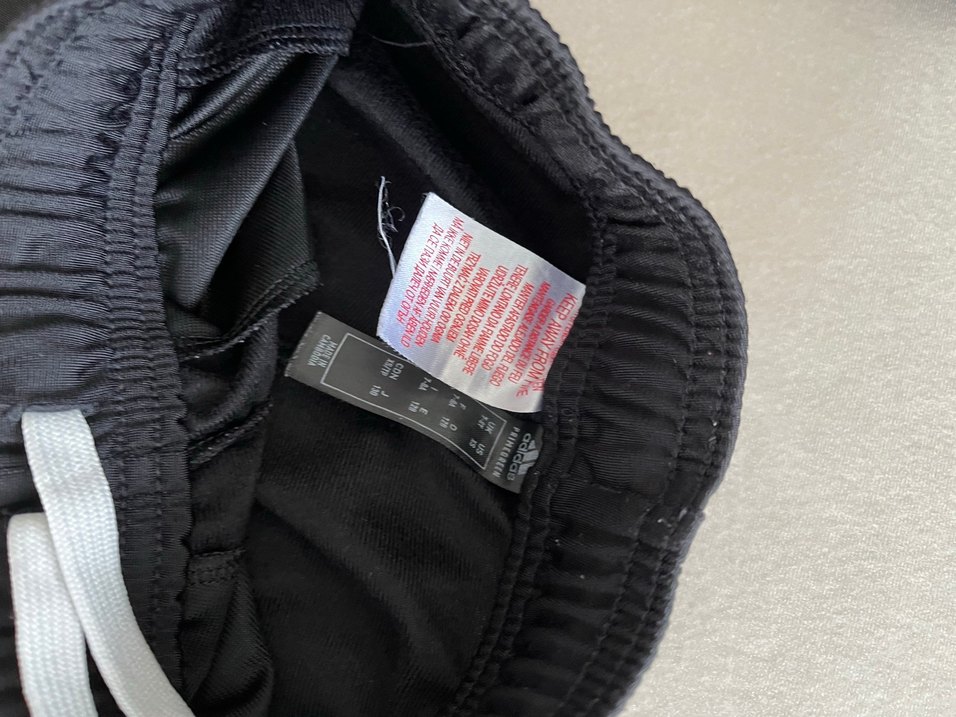 Siyah Adidas erkek çocuk eşofman takımı - Görsel 4