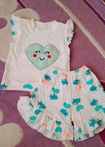 Nakışlı Fırfırlı Bebek Kız Takımı