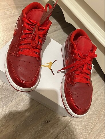 Nike low