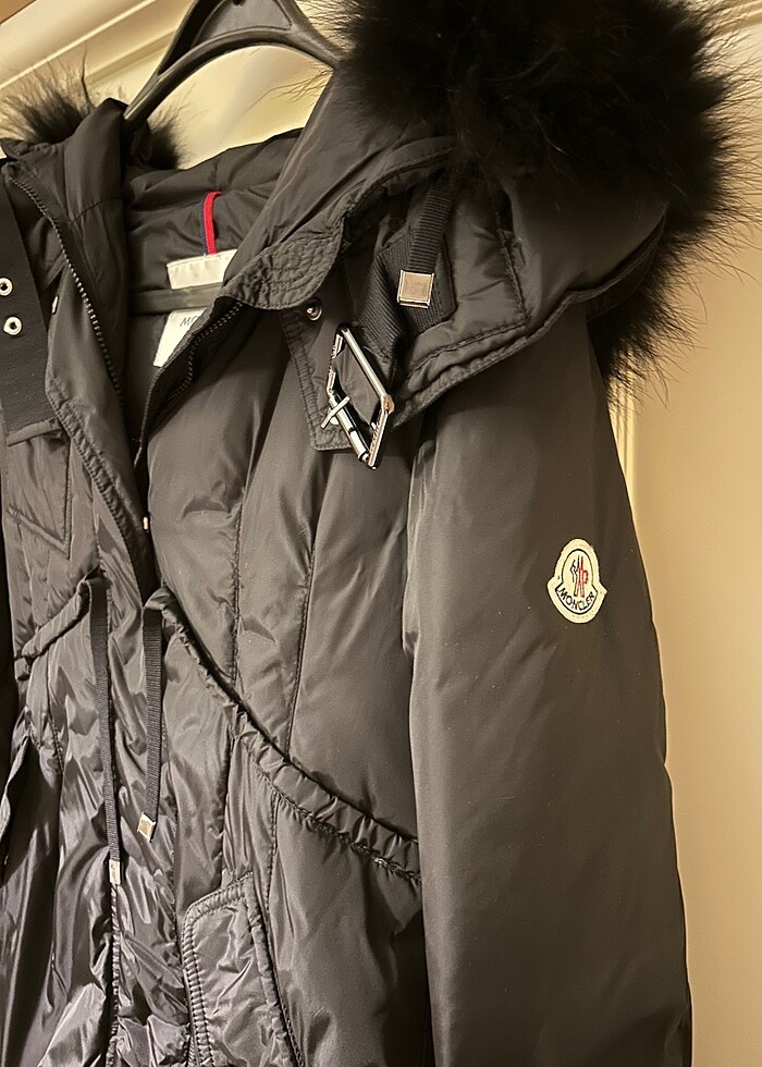 Moncler temiz kullanılmış mont - Görsel 2