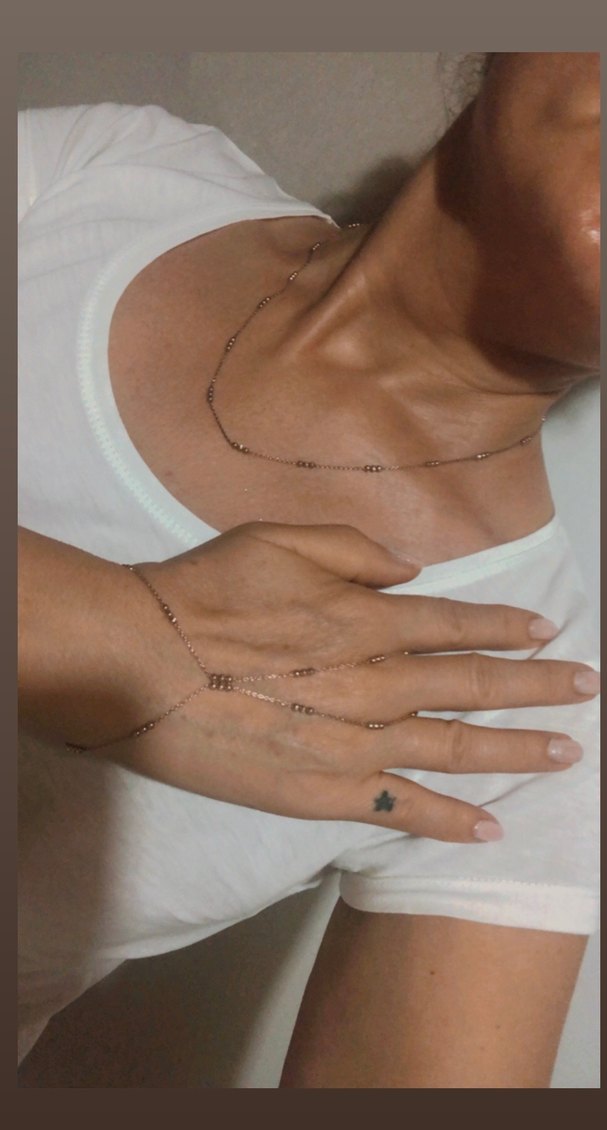 Bej Zincir Detaylı Kadın El Zinciri ve kolyesi - Görsel 3