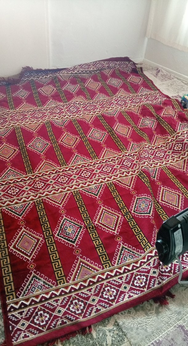 Bordo Desenli Geleneksel Halı - Görsel 2