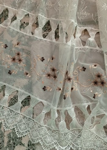 İşlemeli Beyaz Bohem Perde - Görsel 5