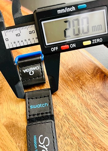 Swatch Siyah Street Wear Erkek Saat Kayışı - Görsel 2