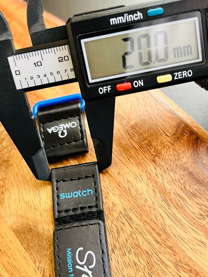 Swatch Siyah Street Wear Erkek Saat Kayışı - Görsel 2