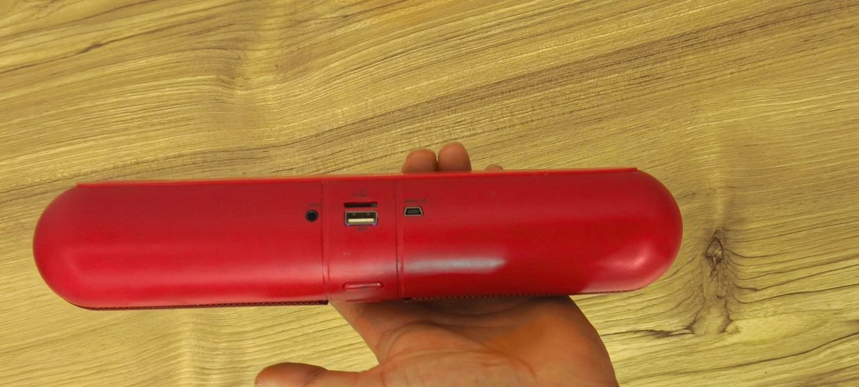 Renkli Kırmızı Beats Bluetooth Hoparlör - Görsel 3