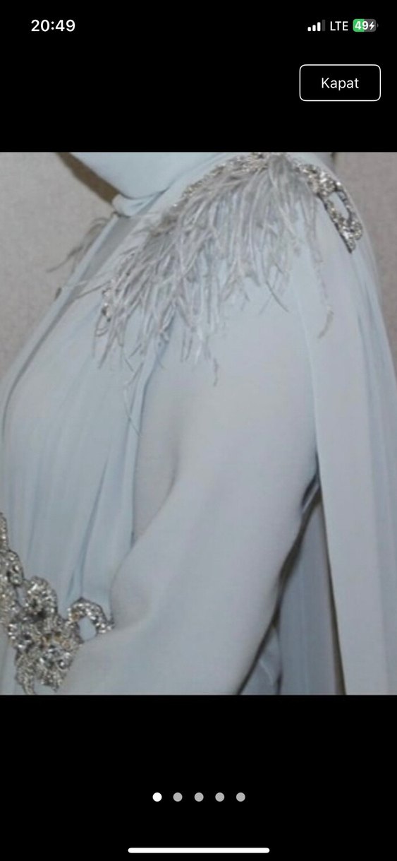 Uzun Kollu Gri İşlemeli Abiye Elbise - Görsel 4