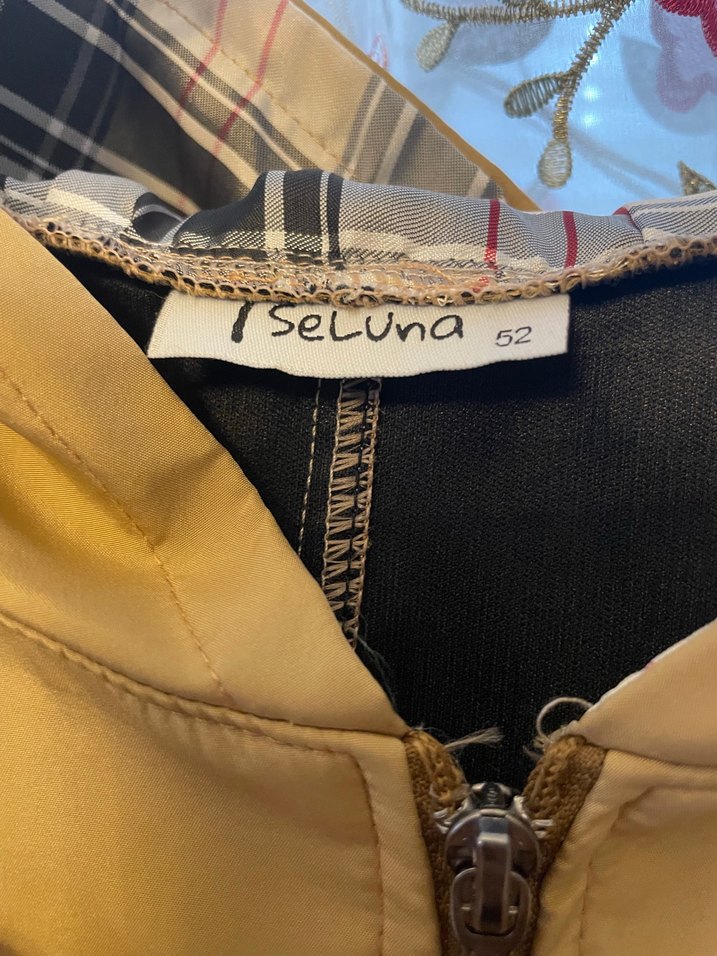 Sarı Parlak Kadın Uzun Yağmurluk - Görsel 3