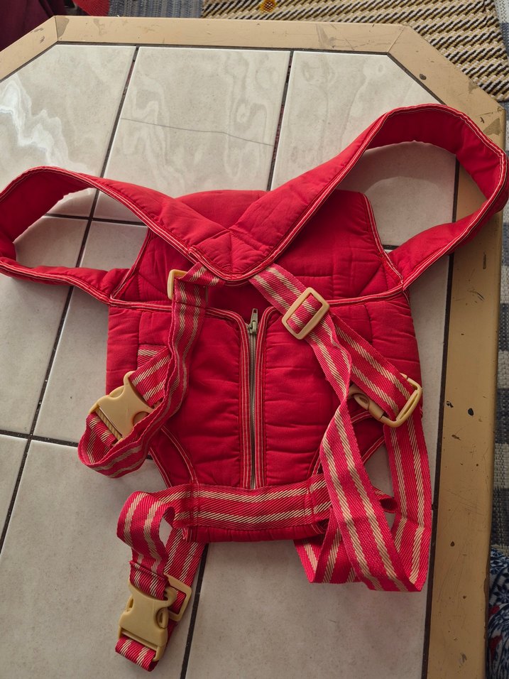 Kırmızı Bebek Taşıyıcı Kanguru - Görsel 2