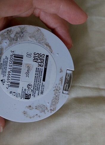 Beden Maybelline super stay pudra kapatici
