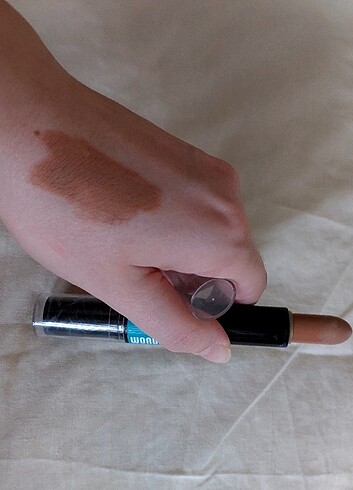 Nyx aydinlati kontur stick
