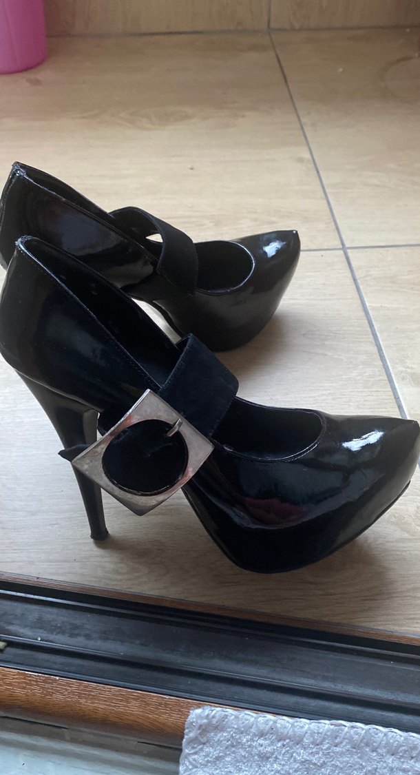 Siyah Rugan Tokalı Topuklu Stiletto - Görsel 3