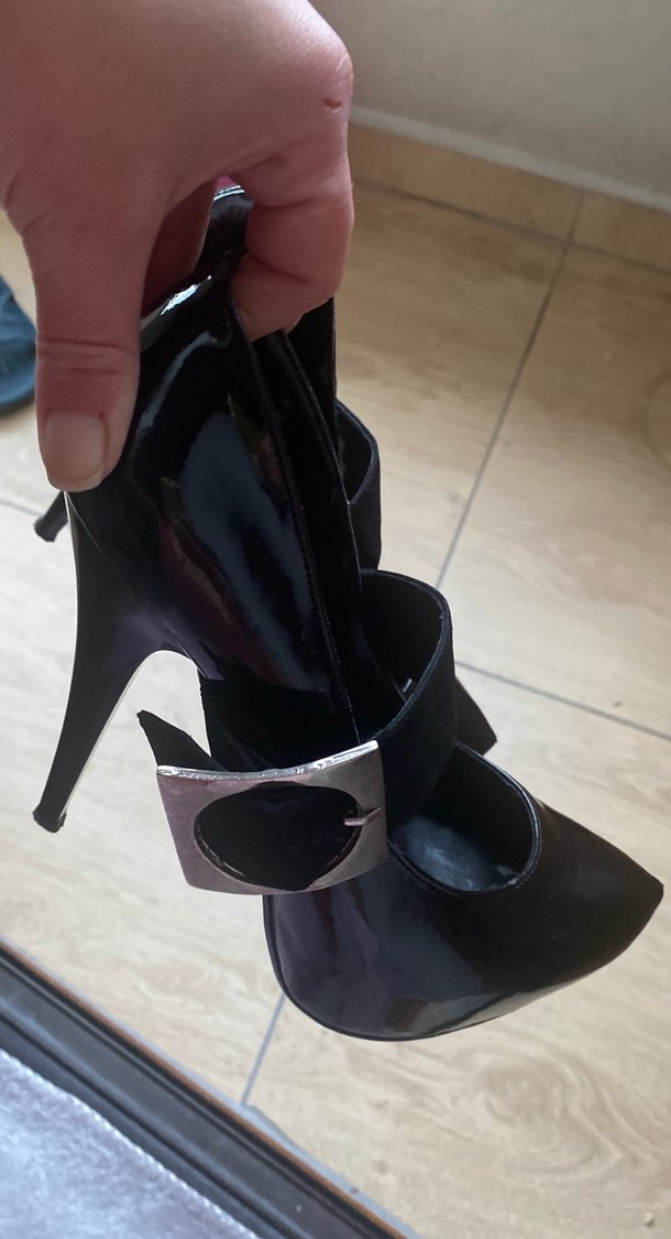 Siyah Rugan Tokalı Topuklu Stiletto - Görsel 4