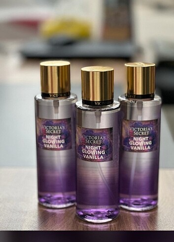 Victoria's Secret Night Glowing Vanilia