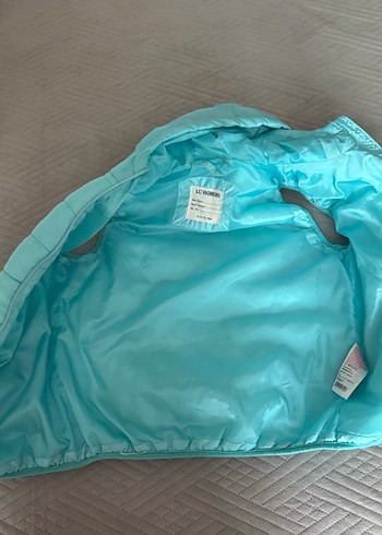 Kız Çocuk Turkuaz Kapüşonlu Şişme Yelek - Görsel 2