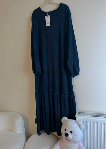 Piliseli Koyu Yeşil elbise - Görsel 2